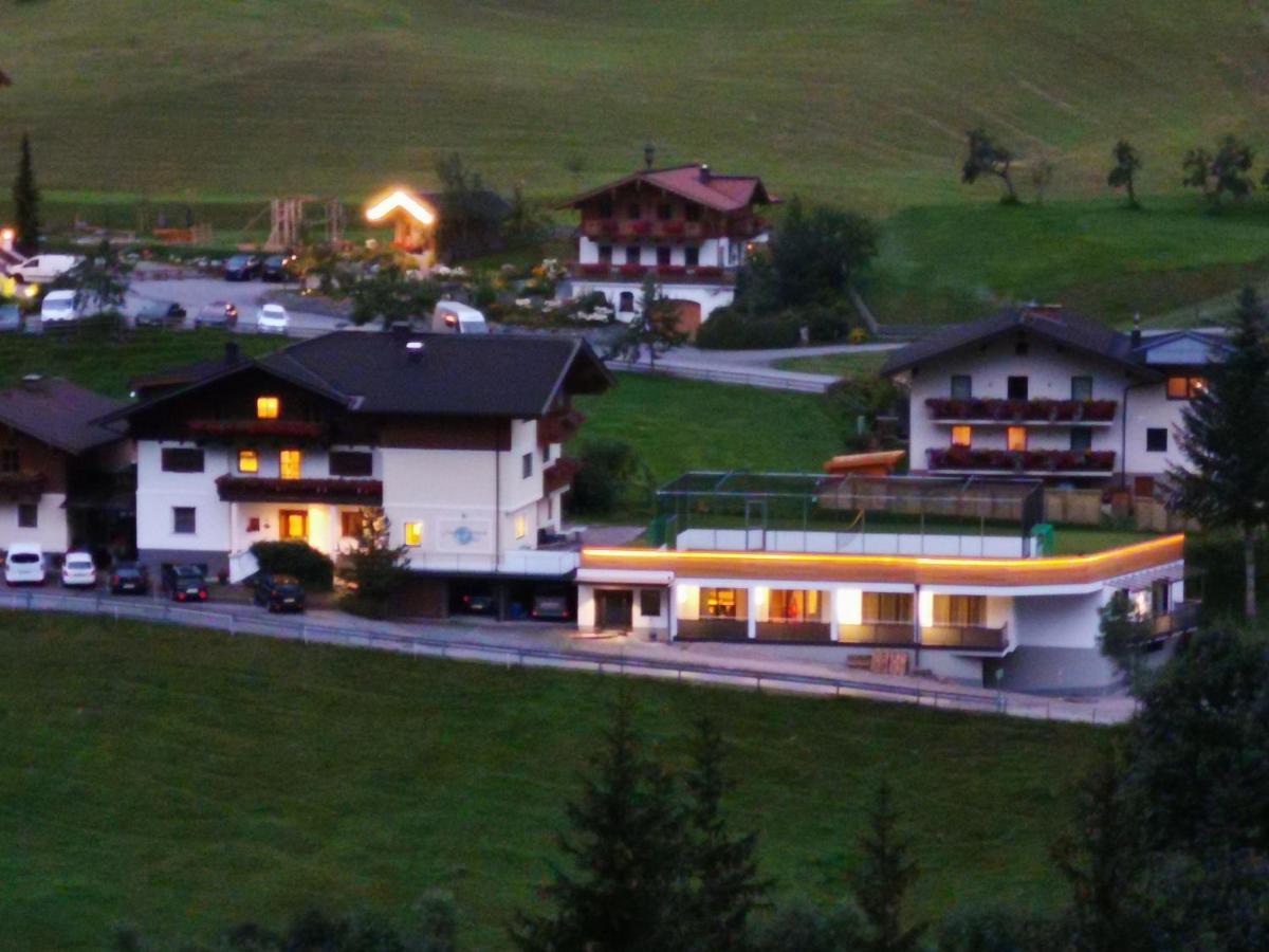 Alpen-Nest Grossarl Apartment Bagian luar foto